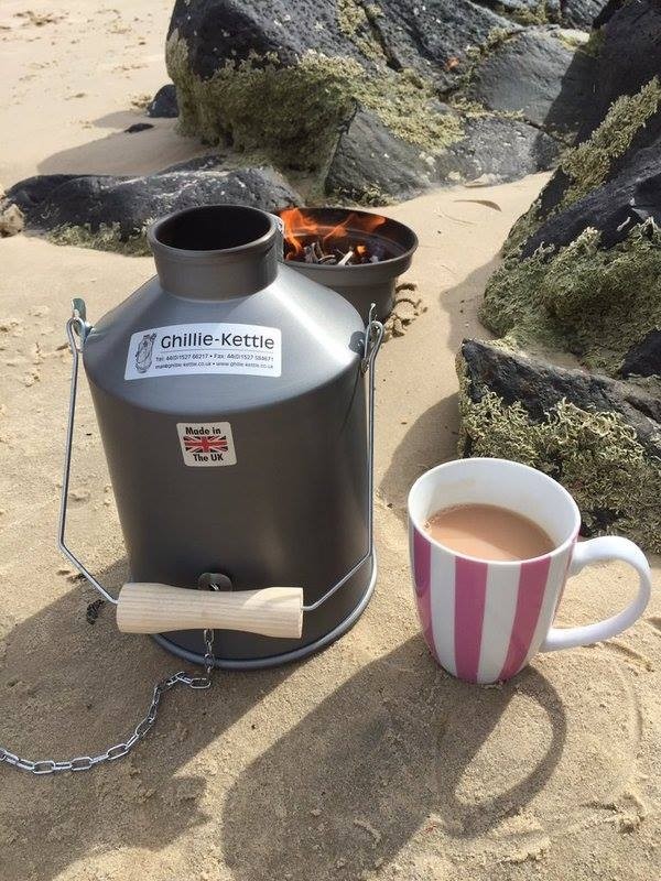 https://www.campingkettle.com/media/catalog/product/cache/1/image/9df78eab33525d08d6e5fb8d27136e95/c/a/camping-kettle-canada.jpg